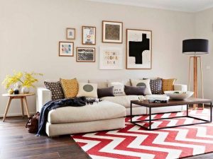 sala de estar decorada com quadros