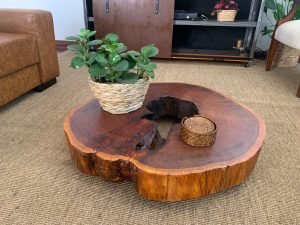 mesa de centro de madeira
