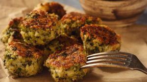 bolinho-de-brocolis-aprenda-a-fazer-em-casa-1255900_widexl