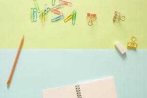 Material escolar 2023: veja aqui qual é a lista correta para o 2º ano do Ensino Médio