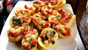 Receita de Brusqueta, um aperitivo simples, barato e saboroso na ceia de Ano Novo