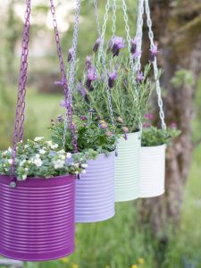 jardim simples e econômico material reciclável