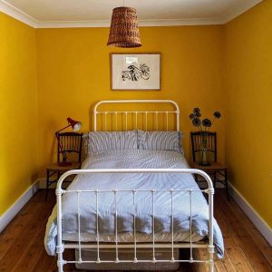 teens-yellow-bedroom-ideas-ibemarkwilliams
