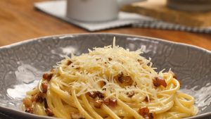 macarrão a carbonara