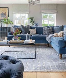 azul e cinza na decoração de sala