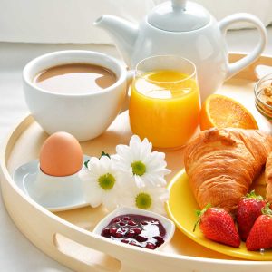 cesta simples de café da manhã