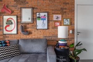 sala com revestimento brick