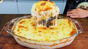 Lasanha de frango com molho branco
