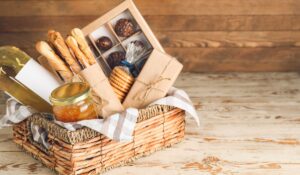 cesta com alimentos