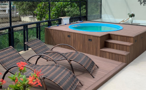 deck com piscina de caixa d'água