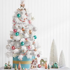 small-christmas-trees-clx120119cover-02-1598389669
