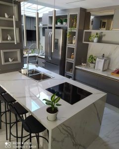 cozinha em L Com ilha Central otimizada