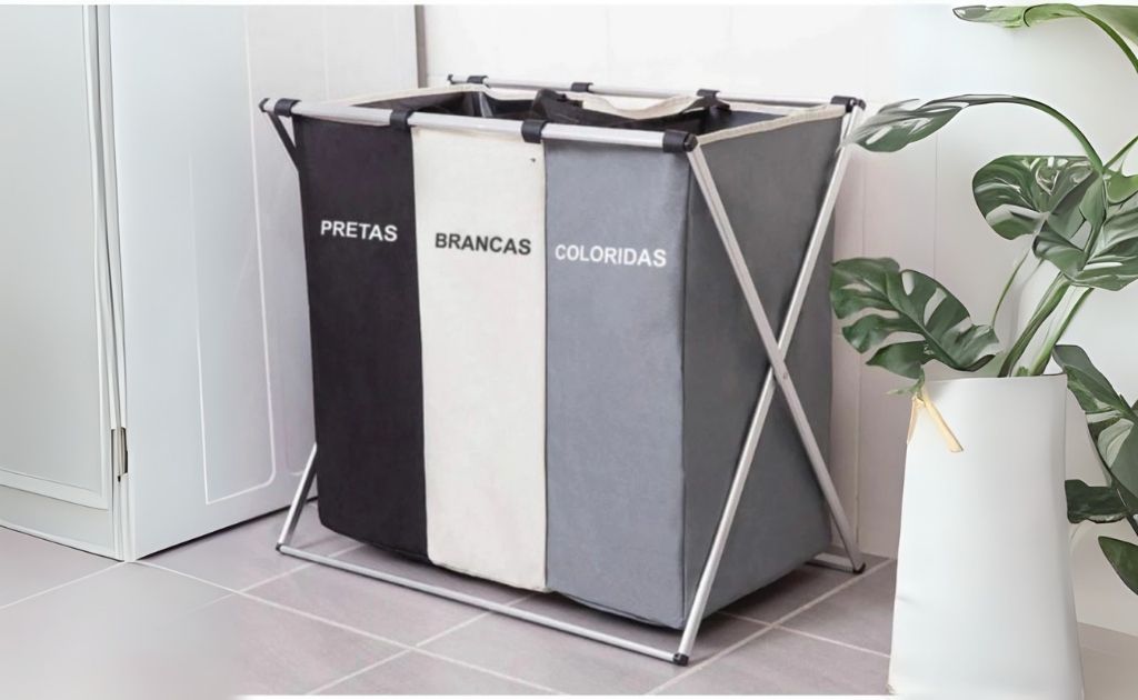 Cesto de roupa suja com divisórias lavanderia pequena organizada