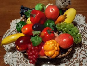 Frutas e verduras artificiais
