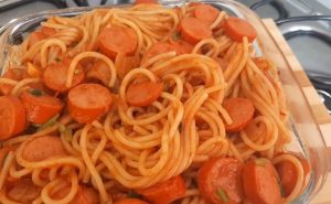 Receita de macarrão com salsicha
